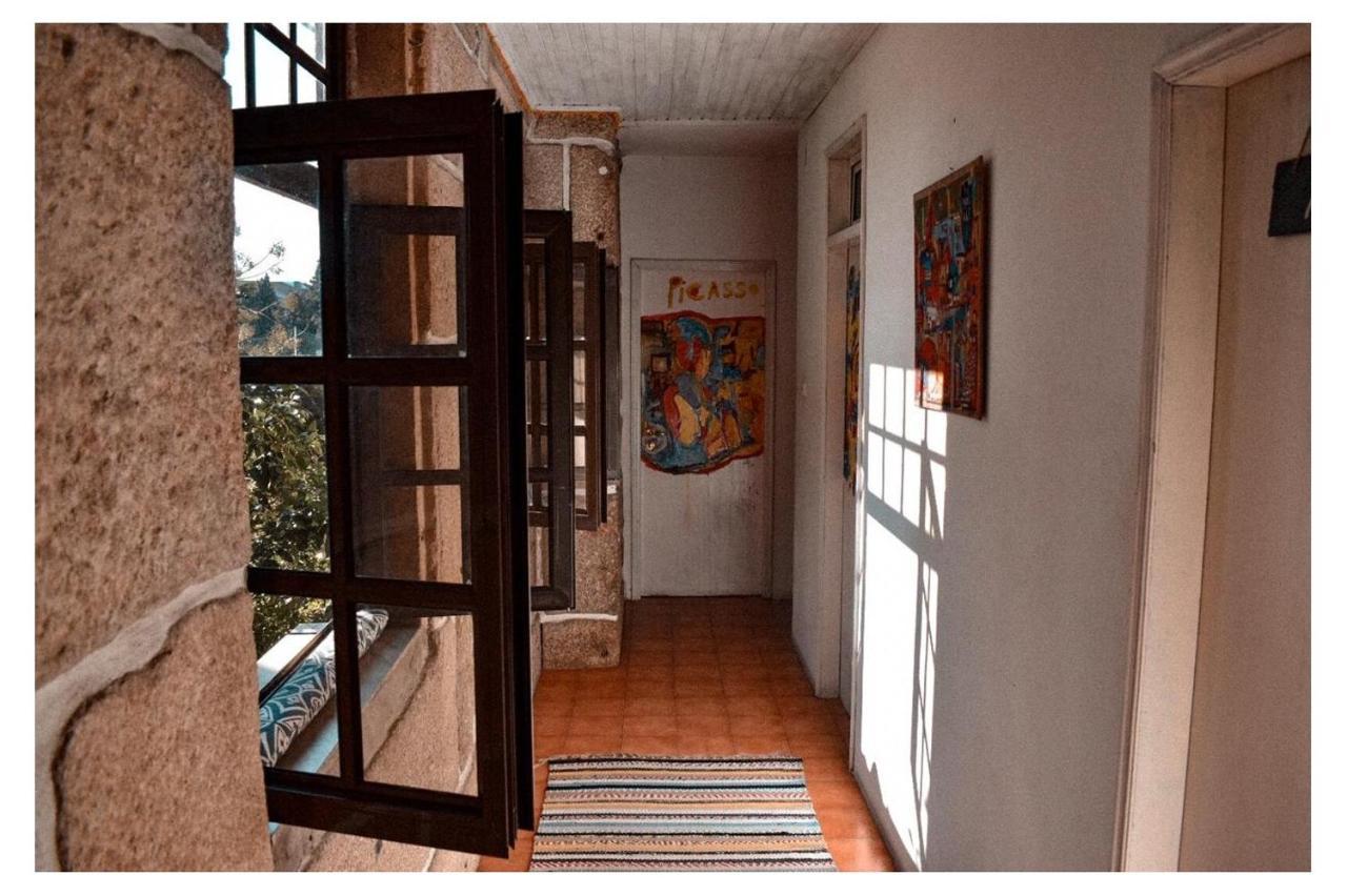 Family Adams House Hostel Braga Ngoại thất bức ảnh